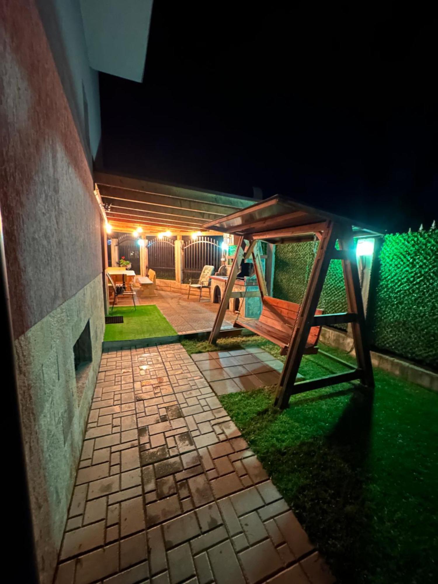 Advel Guest Hous Hotel Madzhare Buitenkant foto
