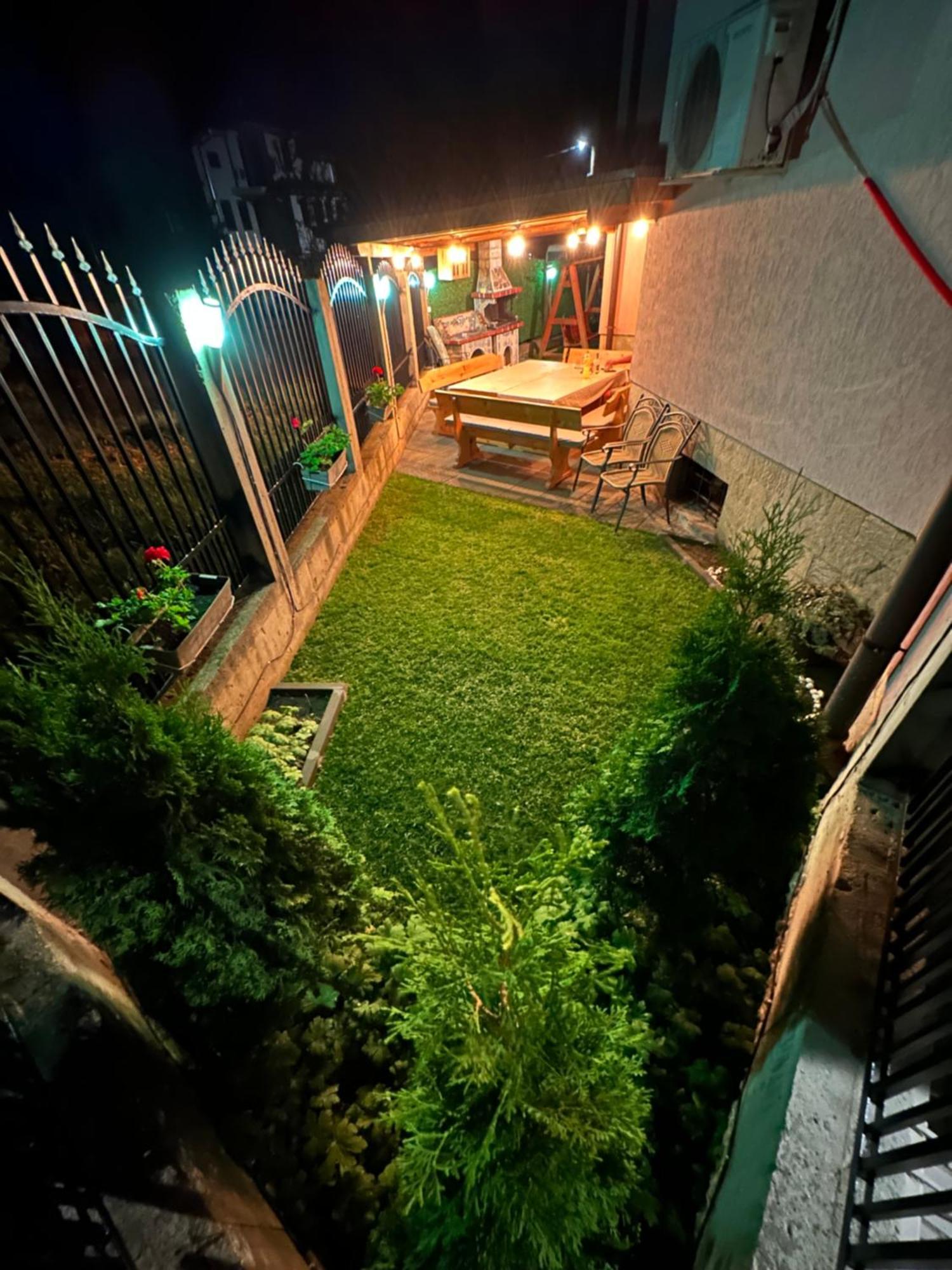 Advel Guest Hous Hotel Madzhare Buitenkant foto
