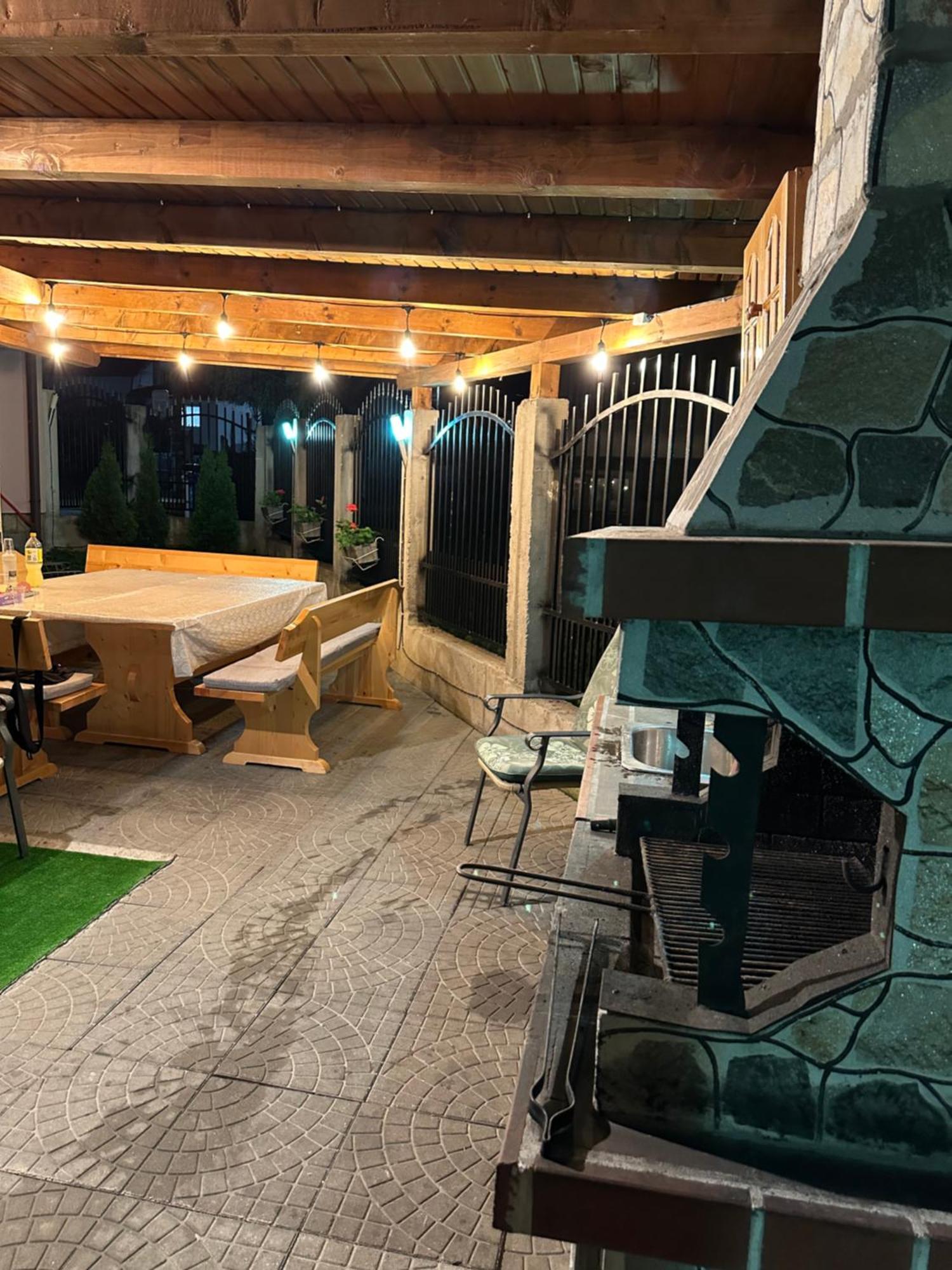 Advel Guest Hous Hotel Madzhare Buitenkant foto