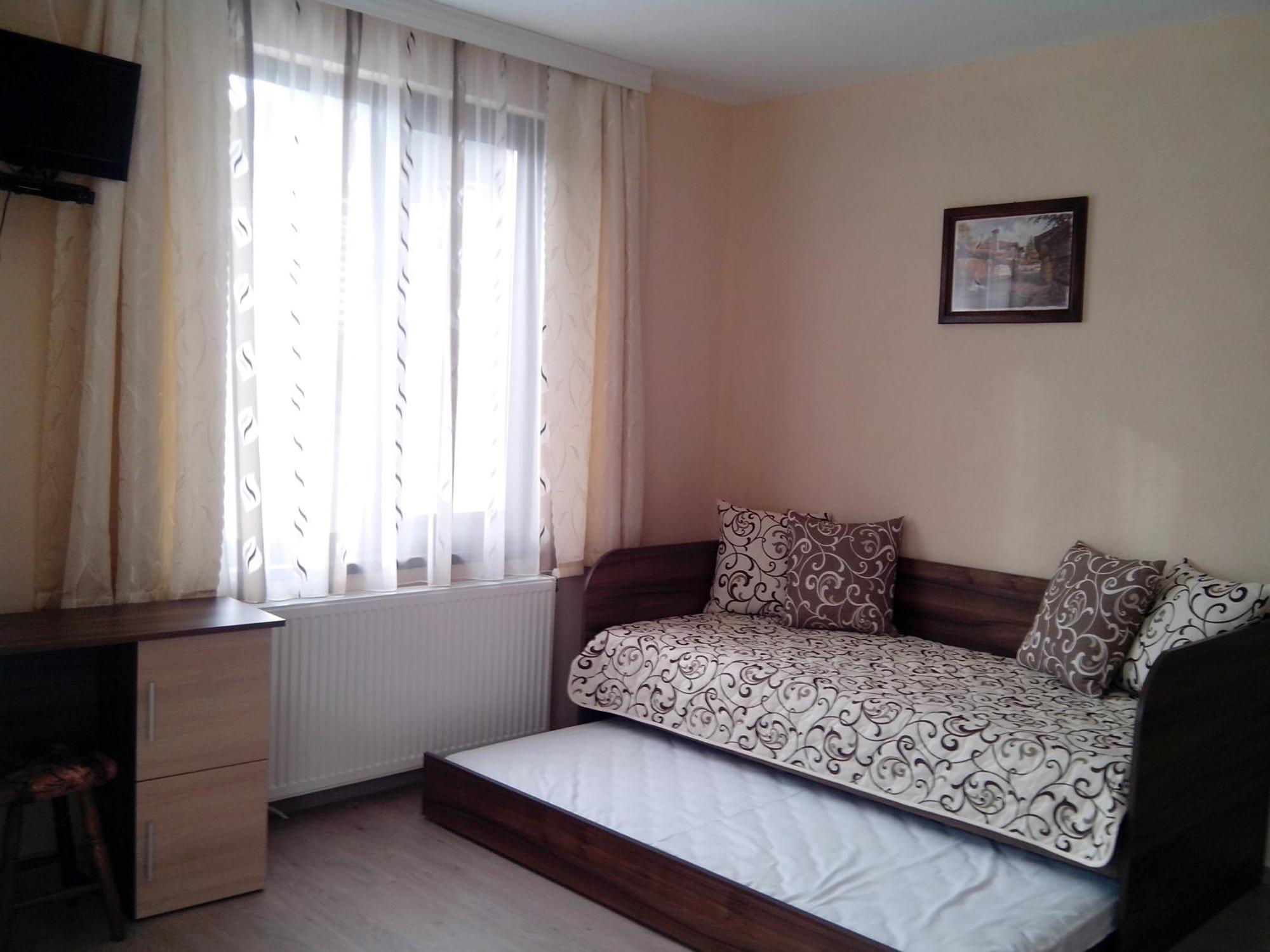 Advel Guest Hous Hotel Madzhare Buitenkant foto