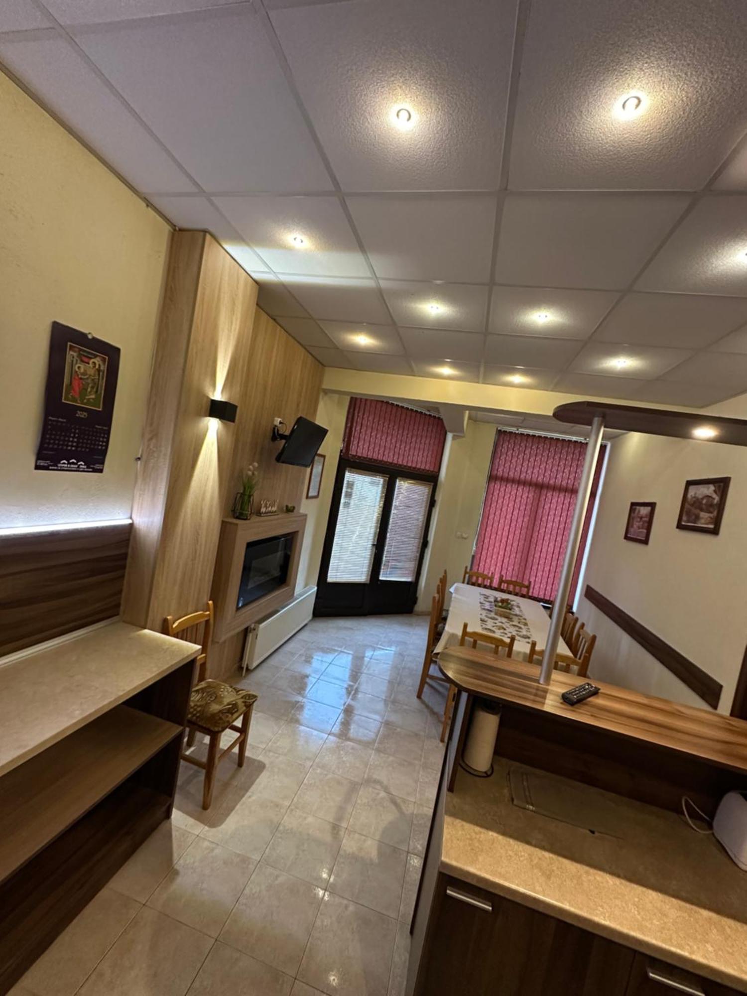 Advel Guest Hous Hotel Madzhare Buitenkant foto