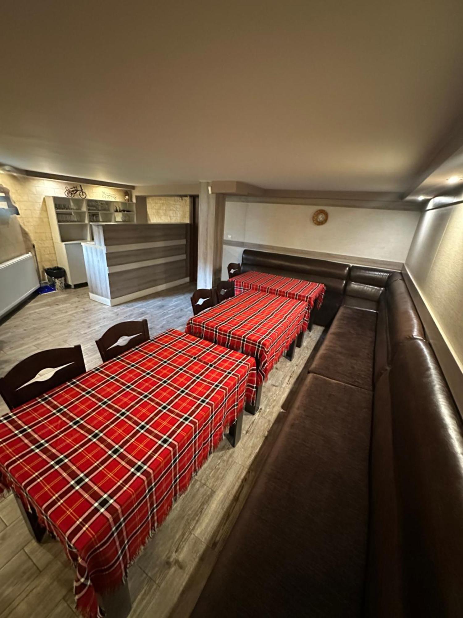 Advel Guest Hous Hotel Madzhare Buitenkant foto