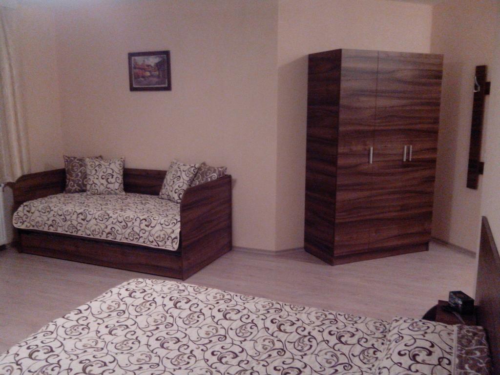 Advel Guest Hous Hotel Madzhare Buitenkant foto